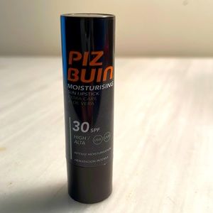 COPY - Piz Buin Moisturising Sun Lipstick New